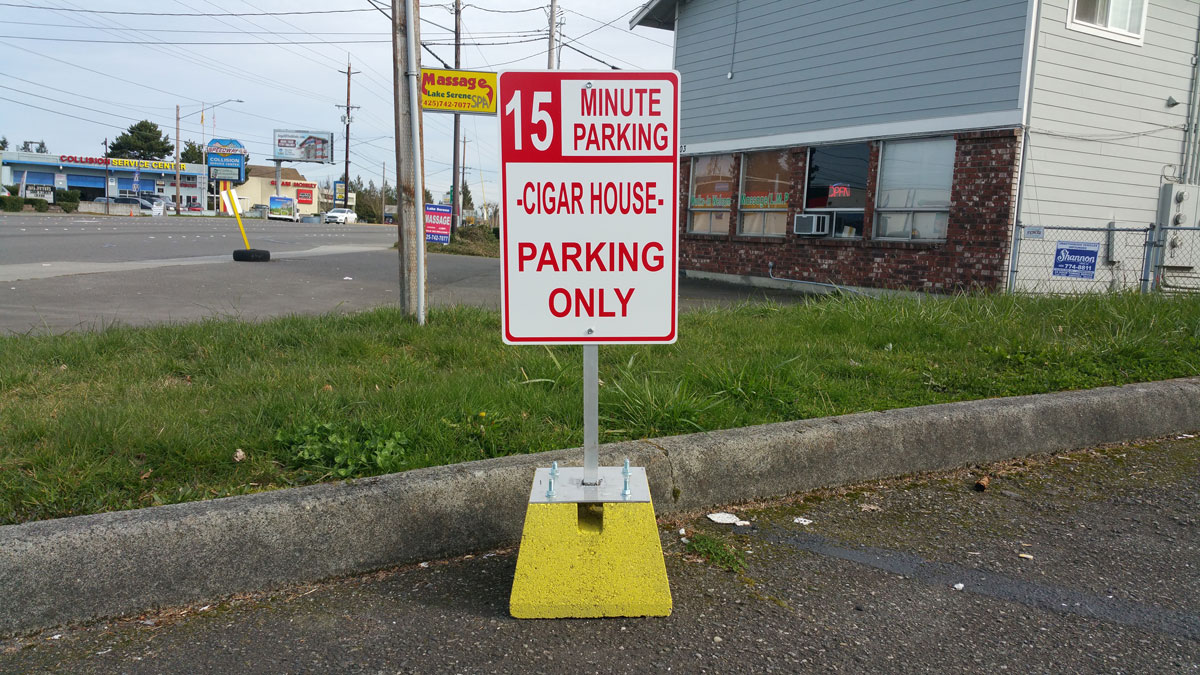 15-MINUTE-PARKING-SIGN